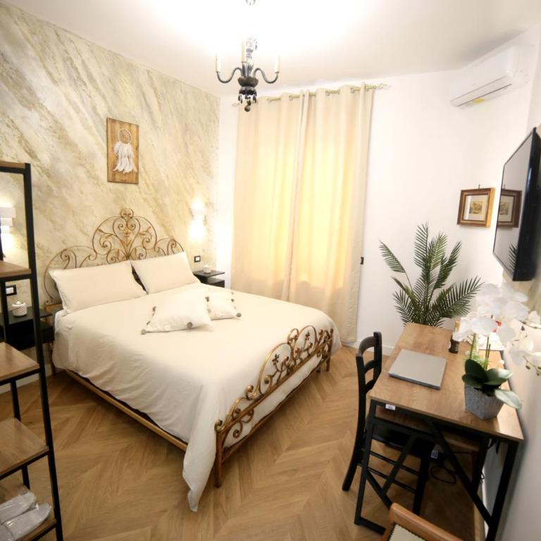 Roma Imperial Suites - Camera Matrimoniale Superior - 1