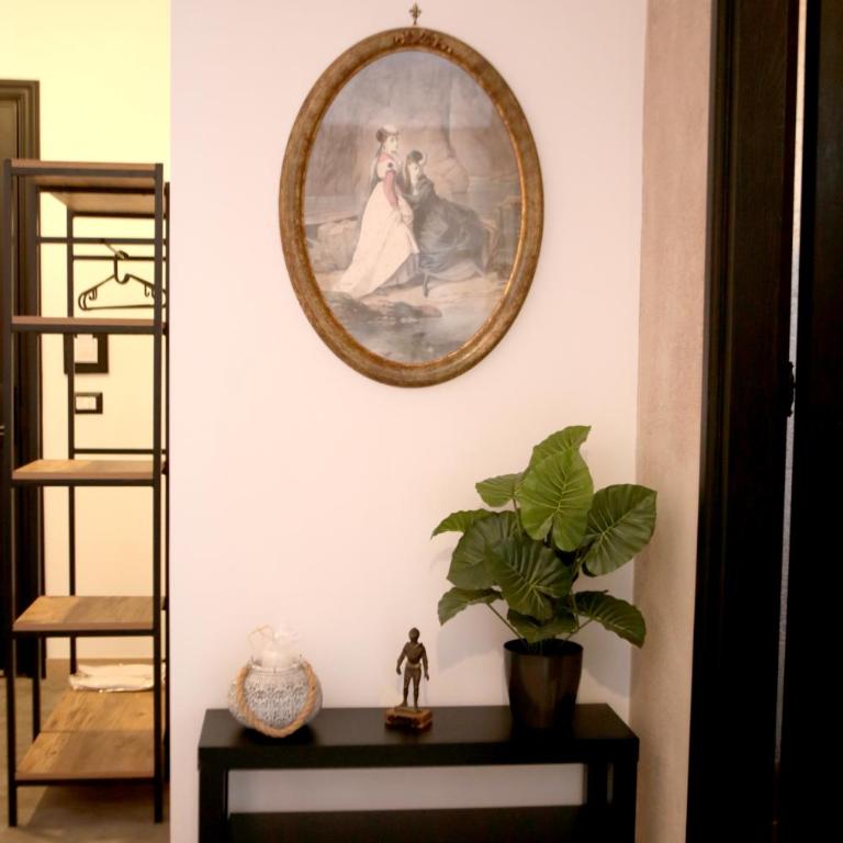 Roma Imperial Suites - Camera Quadrupla con Balcone - 11