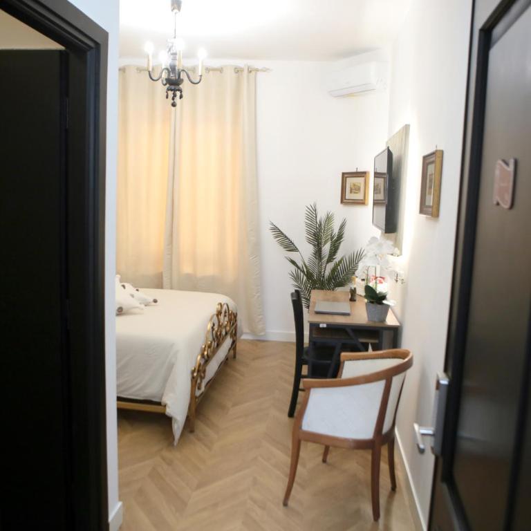 Roma Imperial Suites - Camera Matrimoniale Superior - 4
