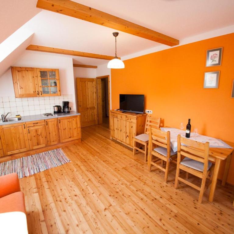 Weingut Albrecher vlg. Sraka - Apartment mit Balkon - 2