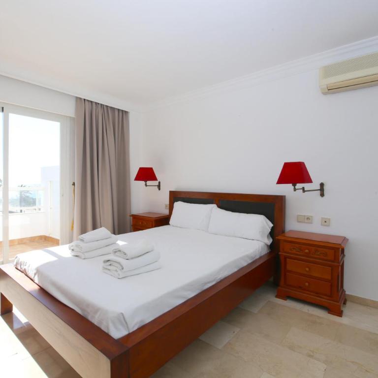 Estepona Port Apartment AGUILA - Two-Bedroom Apartment - 9