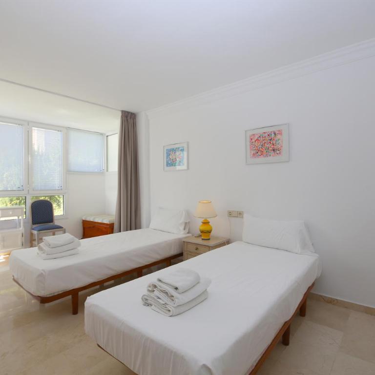 Estepona Port Apartment AGUILA - Two-Bedroom Apartment - 13