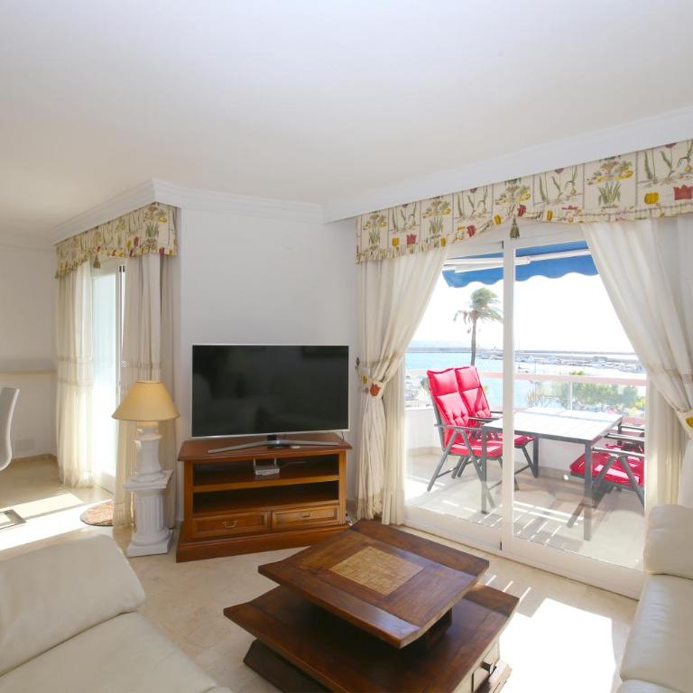 Estepona Port Apartment AGUILA - Two-Bedroom Apartment - 4