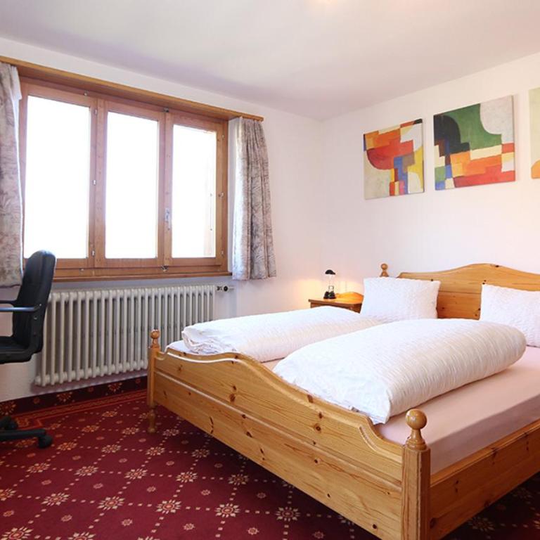 Hotel Alpina - Doppelzimmer mit Balkon - 2