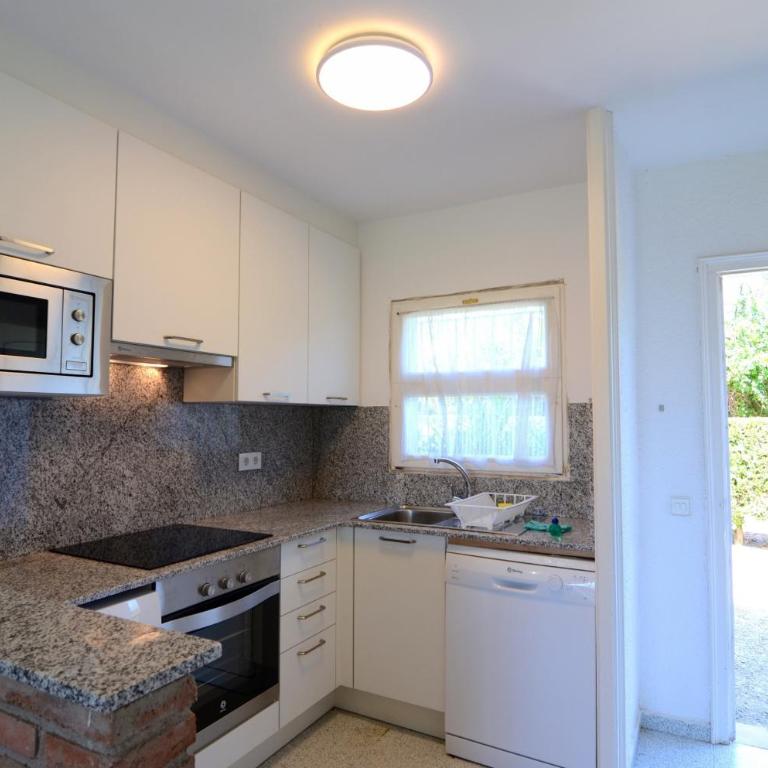 VALL PETITA 56 - Two-Bedroom Townhouse - 9