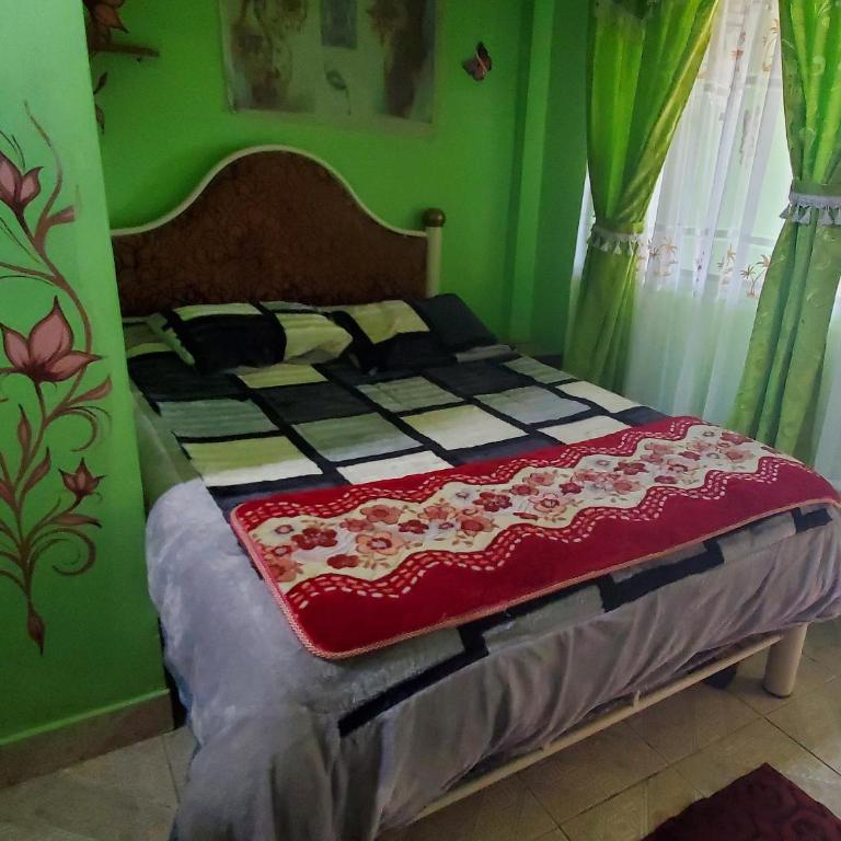 Hostal Golden Quinua - Double Room with Shared Bathroom - 1