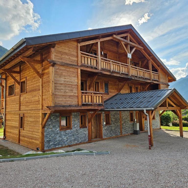 Demi-Chalet Vadel La Panthiaz 15 Pers 5 chambres - Chalet - 64