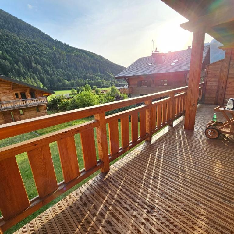 Demi-Chalet Vadel La Panthiaz 15 Pers 5 chambres - Chalet - 73
