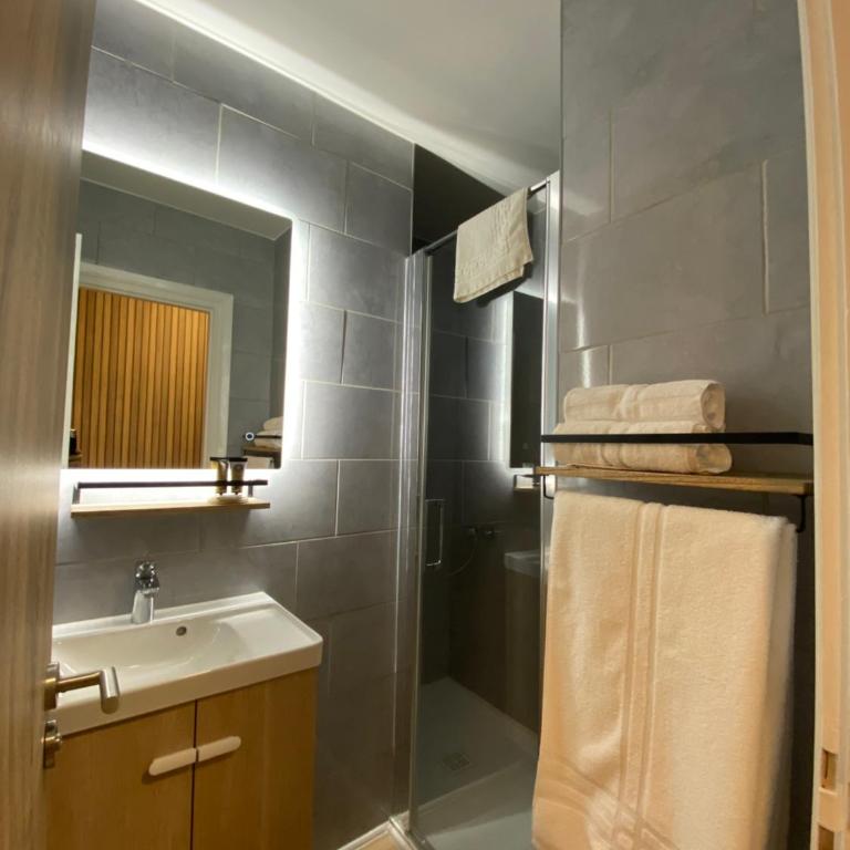 Studios & chambres aux portes de Genève - Studio Double Deluxe - 7