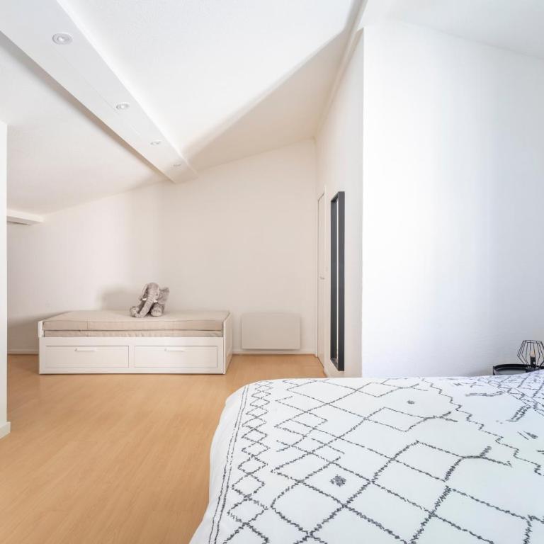 Charmant T3 proche centre ville avec parking - Apartment mit 2 Schlafzimmern - 12