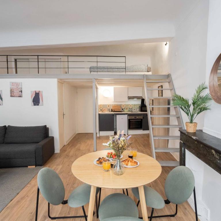 Studio Mezzanine Aumône Vieille - Appartement 1 Chambre - 27