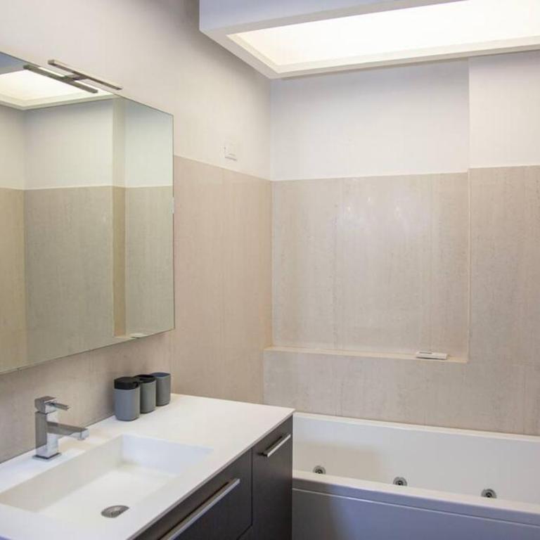 ROME Chic and Elegant Apartment near METRO Station - Appartamento con 2 Camere da Letto - 4