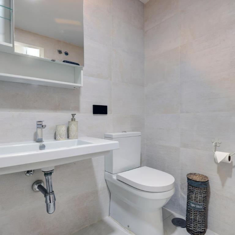Mirador - Estepona Holiday Hills - Two-Bedroom Apartment - 41