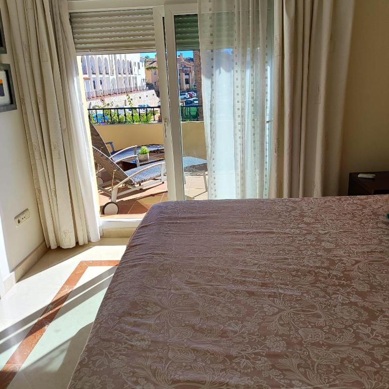 VILLA RIVIERA CON PISCINA PRIVADA JUNTO AL CAMPO DE GOLF - Villa con piscina privada - 41