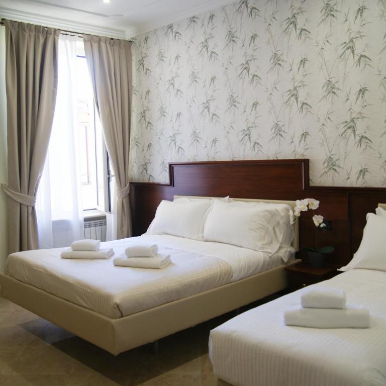 Glam Luxury Rome - Camera Tripla Deluxe - 12