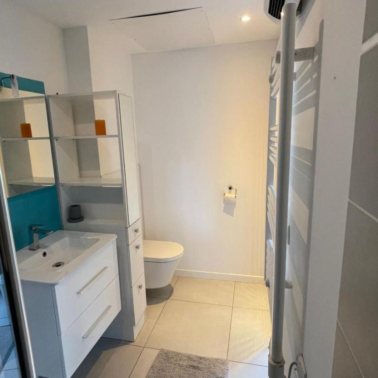 Grand studio dans villa avec garage - Monolocale - 7