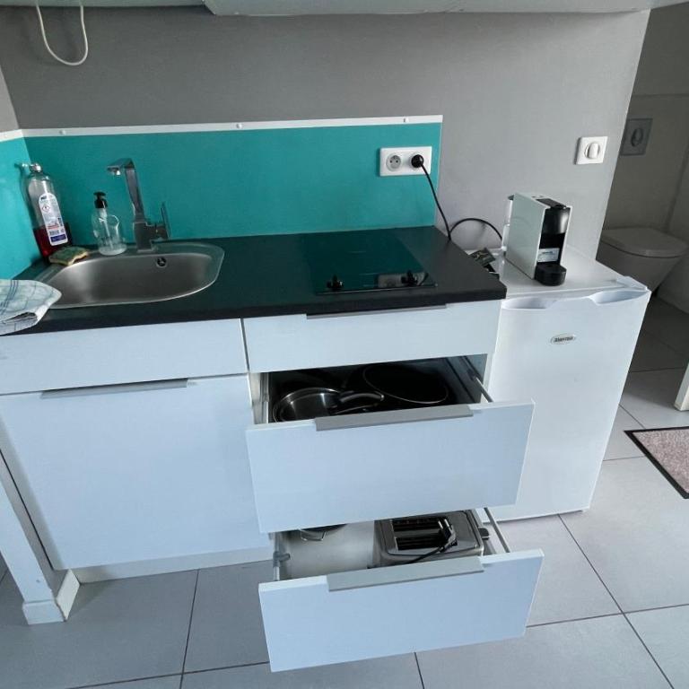 Grand studio dans villa avec garage - Monolocale - 9