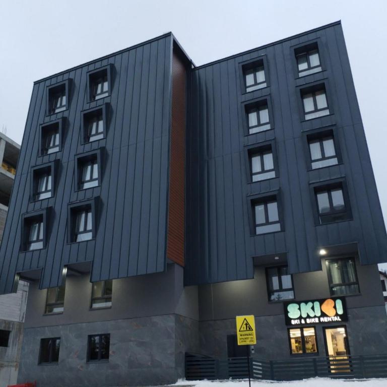 SkyLux Montana - One-Bedroom Apartment - 2