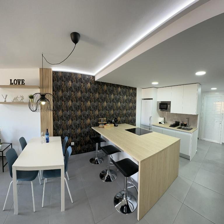 Bilbao House - Two-Bedroom Apartment - 13