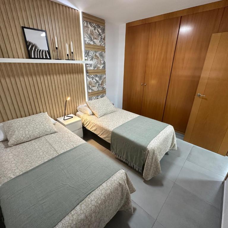 Bilbao House - Two-Bedroom Apartment - 22