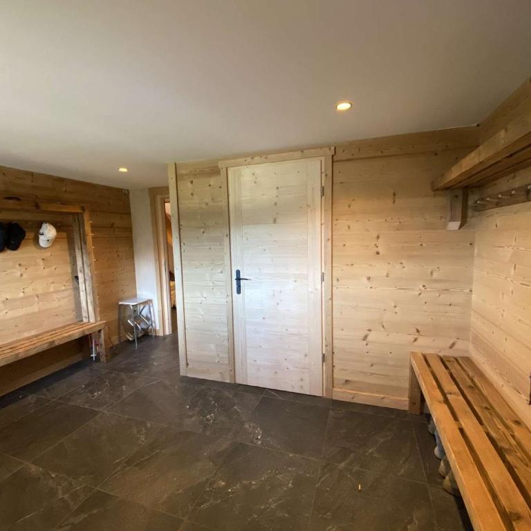 Chalet réçent pour 15 pers. avec wifi et parking à Arêches-Beaufort - Chalet de 3 dormitorios - 11