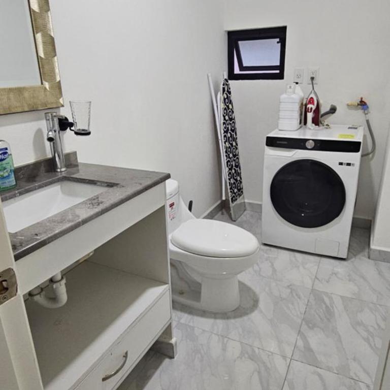 Elegant Condo in an Upscale Building - Apartamento con balcón - 23