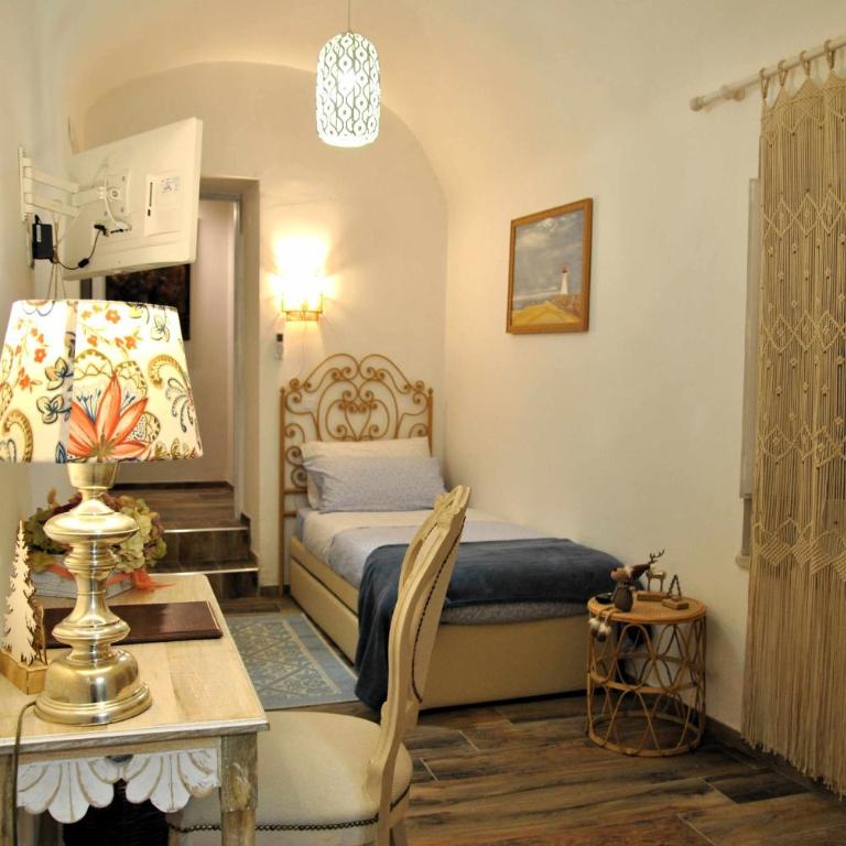 Bed and Breakfast Casa Gioconda - Camera Doppia con Letti Singoli - 2