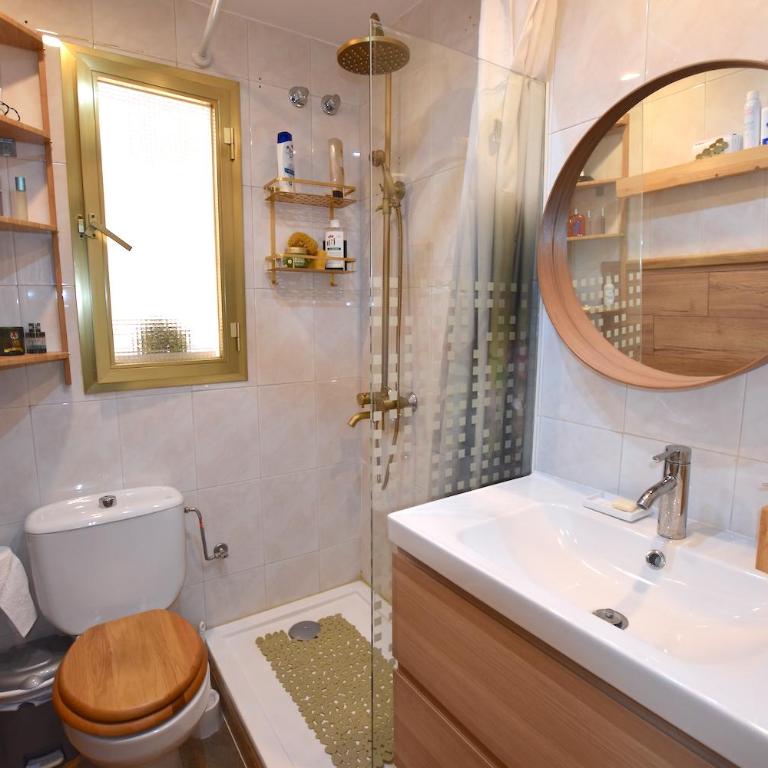 Habitación en apartamento de diseño - Habitación Doble con baño privado externo - 9