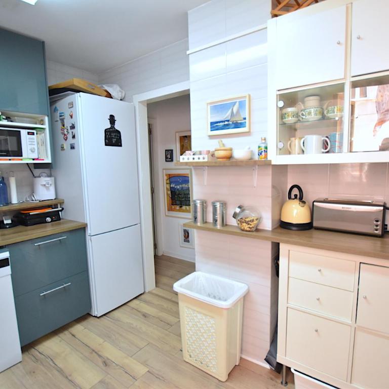 Habitación en apartamento de diseño - Habitación Doble con baño privado externo - 15