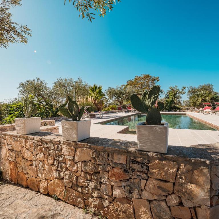 Private Trulli Retreat with Pool near Alberobello - Trulli Serena - Villa con Piscina Privata - 10