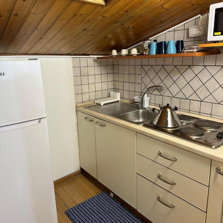La mansarda di melo - Two-Bedroom Apartment - 5