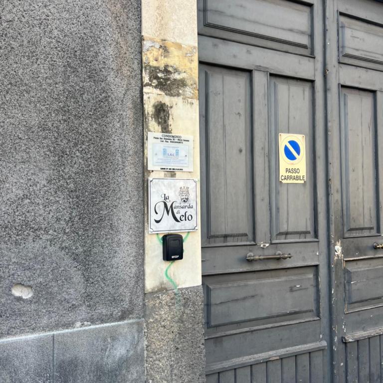 La mansarda di melo - Two-Bedroom Apartment - 7
