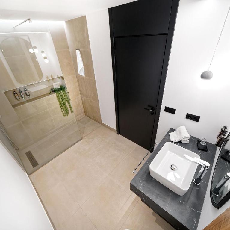 Bull Vital Suites & Spa Boutique Hotel - Only Adults - Habitación Doble con terraza y vistas al campo de golf - 7