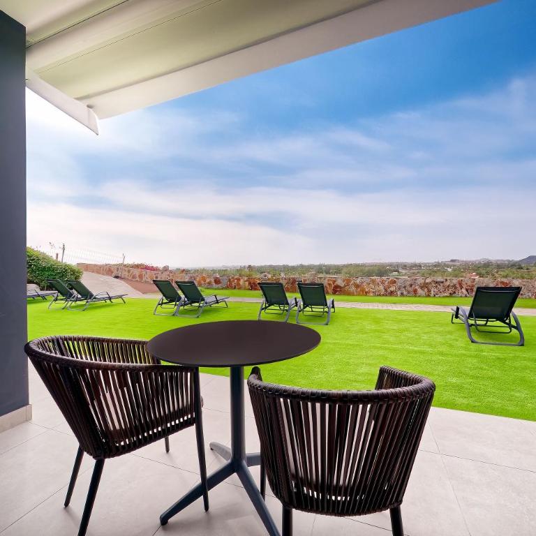 Bull Vital Suites & Spa Boutique Hotel - Only Adults - Habitación Doble con terraza y vistas al campo de golf - 2