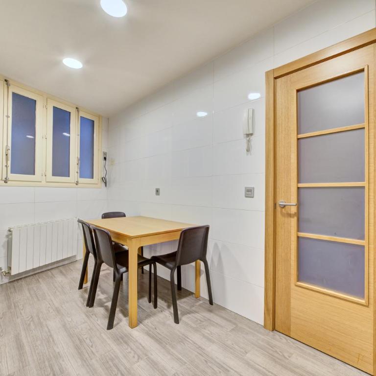Apartamento Merindades By Clabao - Three-Bedroom Apartment - 22