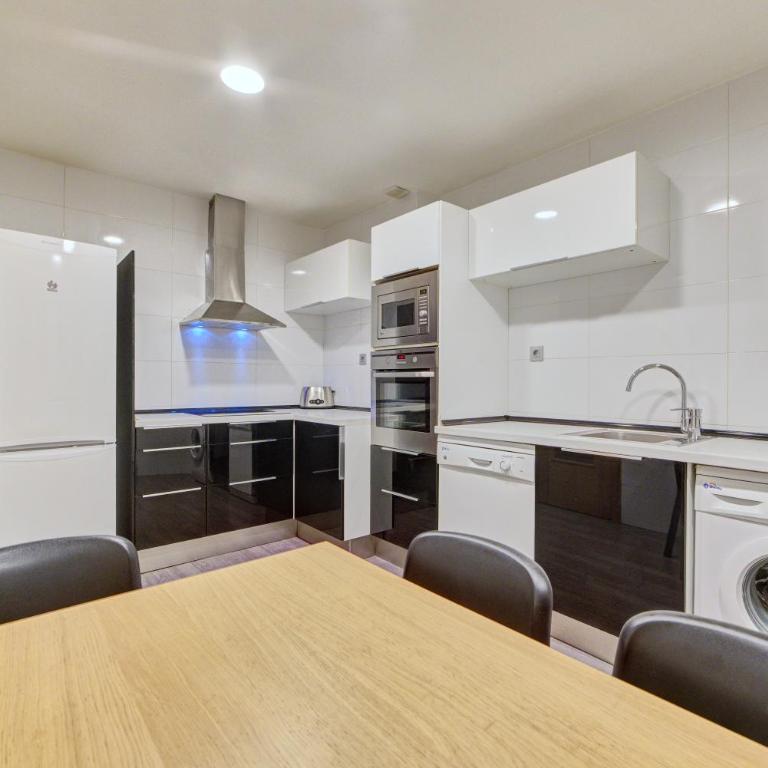 Apartamento Merindades By Clabao - Three-Bedroom Apartment - 19