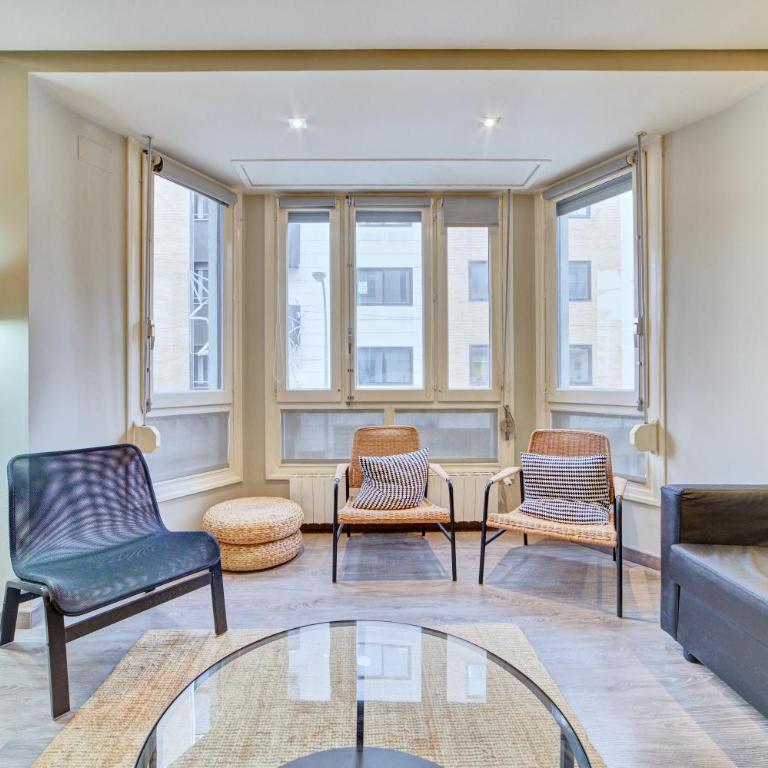 Apartamento Merindades By Clabao - Three-Bedroom Apartment - 4