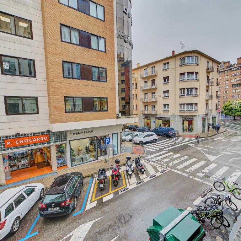 Apartamento Merindades By Clabao - Three-Bedroom Apartment - 35