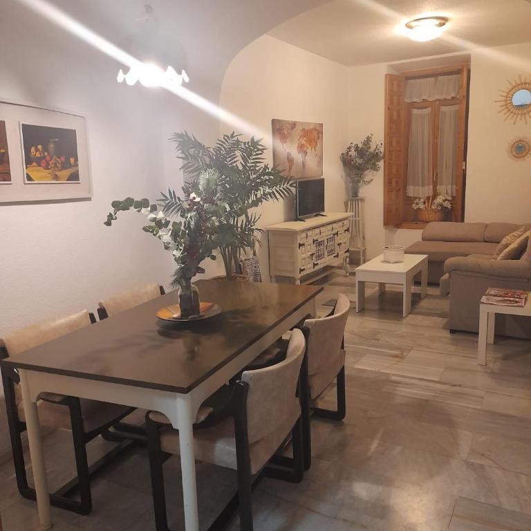 Vivienda típica cordobesa en LEIVA AGUILAR - Two-Bedroom Apartment - 4