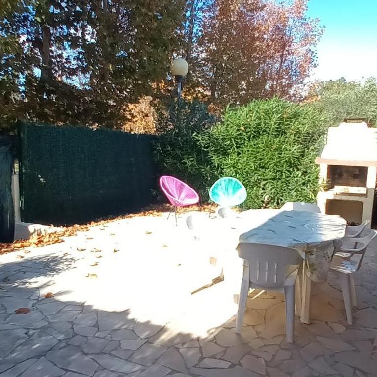 LE LAGON Maison avec immense terrasse - piscine partagée et plage à 300 m - Maison 3 Chambres - 9