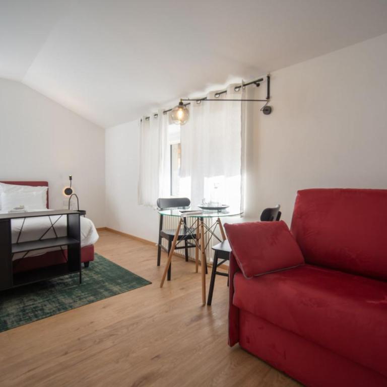 Guesthouse diWINE - Camera Matrimoniale con Bagno Privato - 11
