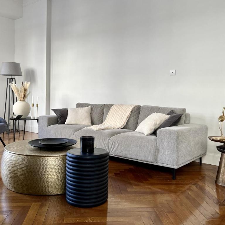 Luxueux Appartement 115m2, 3 Chambres centre ville avec parking à 5 min plage -climatisation - Appartement 3 Chambres - 4