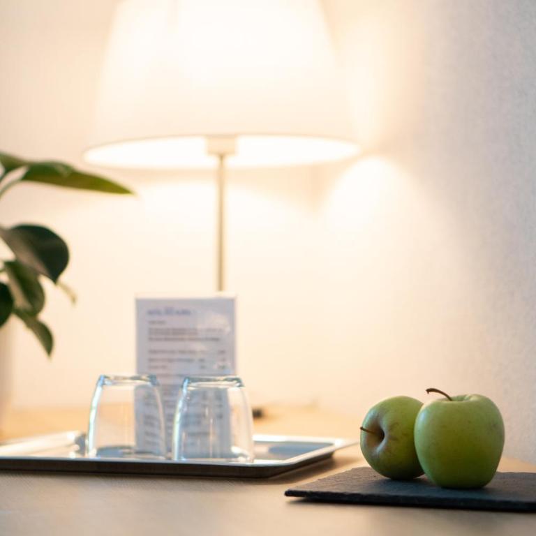 Hotel des Alpes - Superior Doppelzimmer mit Balkon und Zugang zu Innenpool und Sauna - 4