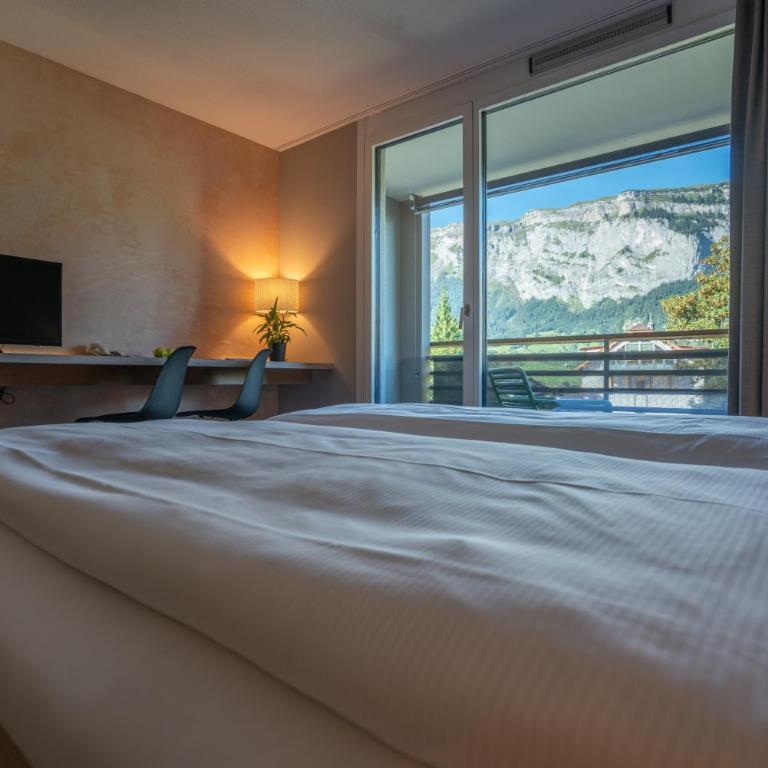 Hotel des Alpes - Superior Doppelzimmer mit Balkon und Zugang zu Innenpool und Sauna - 9