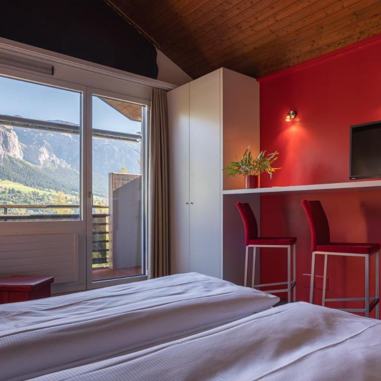 Hotel des Alpes - Comfort Doppelzimmer mit Balkon und Zugang zu Innenpool und Sauna - 2