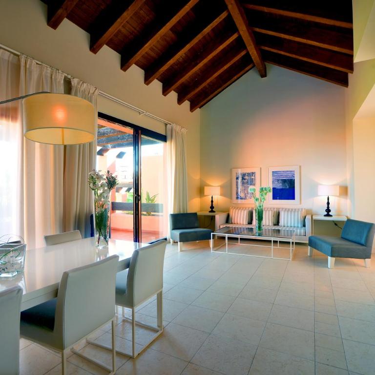 Aparthotel Novo Resort - Apartamento de lujo de 3 dormitorios con bañera de hidromasaje - 9