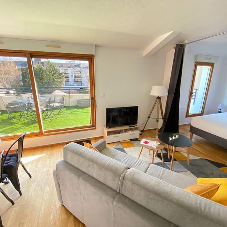 Grand studio, belle terrasse avec vue - Appartamento con 1 Camera da Letto - 15