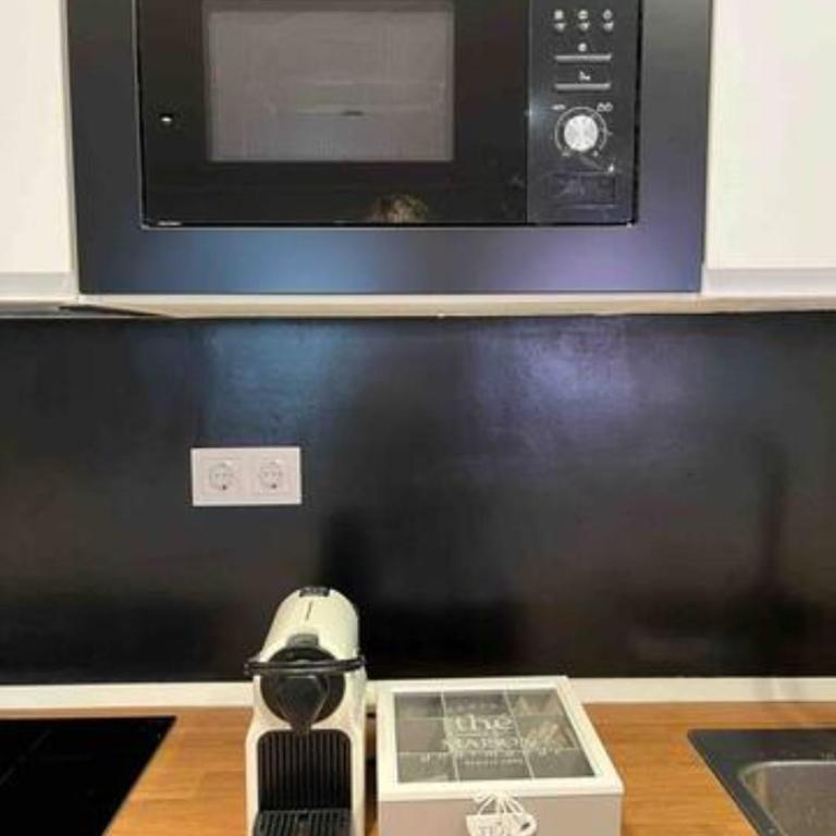 City Central 120m By Sleep In Bilbao - Three-Bedroom Apartment - 8
