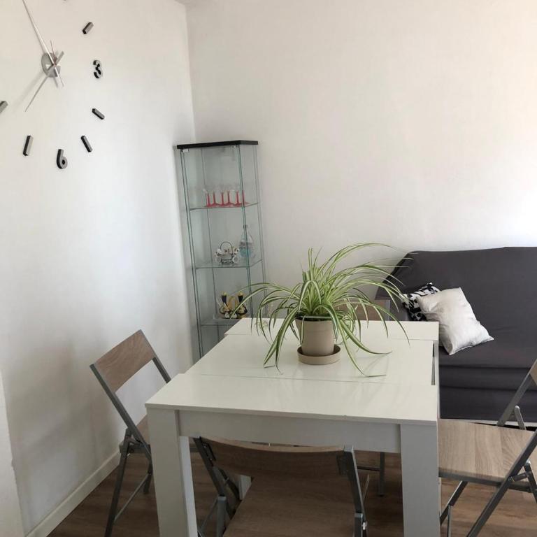 Cozy House - Appartamento con 2 Camere da Letto - 8