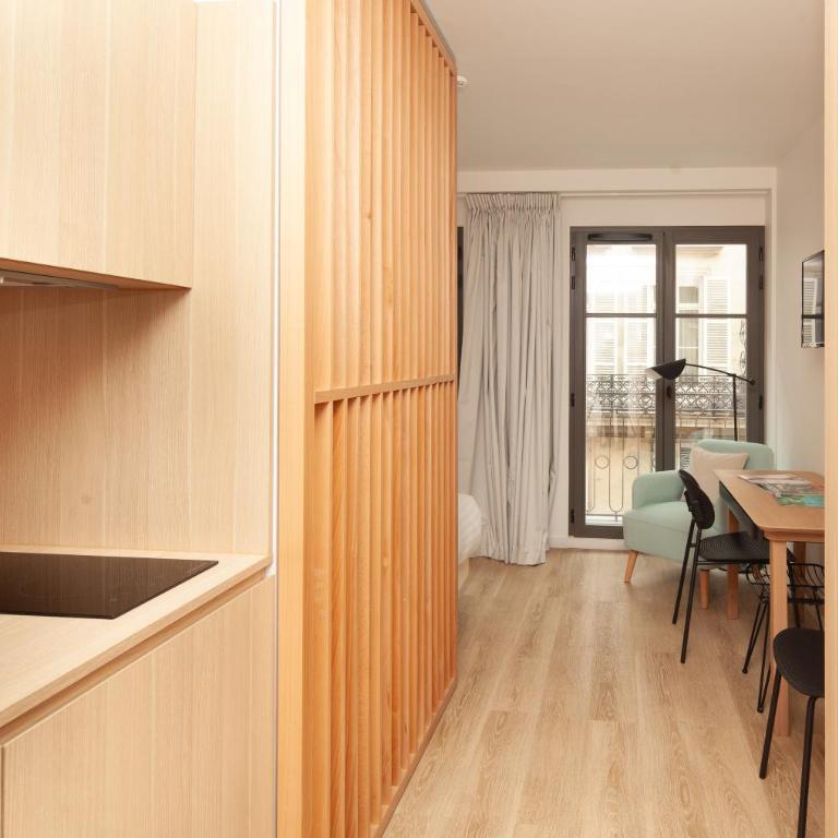FINESTATE Coliving Champs-Elysées - Suite Junior con balcón - 8